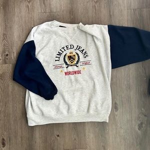 vintage limited jeans crew🌊

✨size-no tag but is a size L